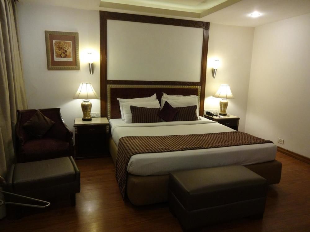 Hotel Hindusthan International, Bhubaneswar Exterior foto