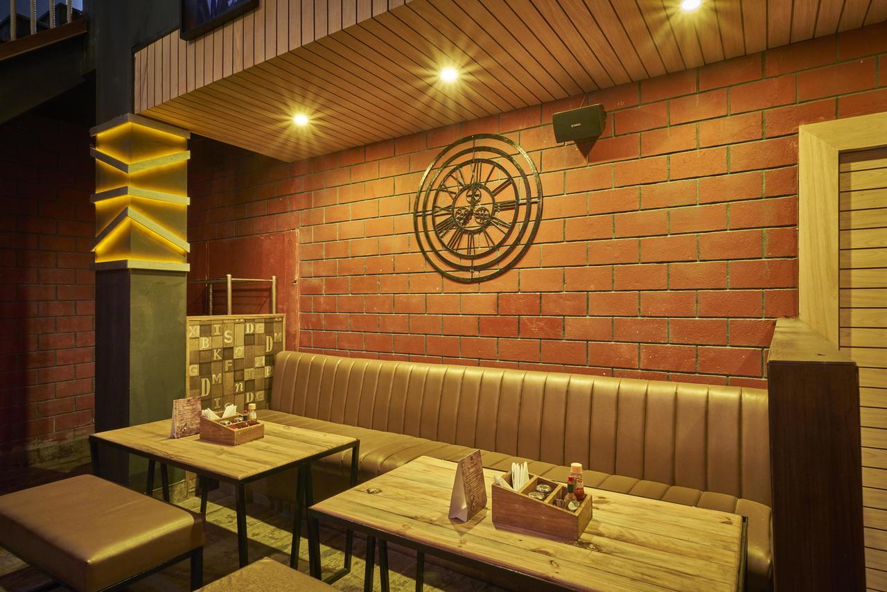 Hotel Hindusthan International, Bhubaneswar Exterior foto